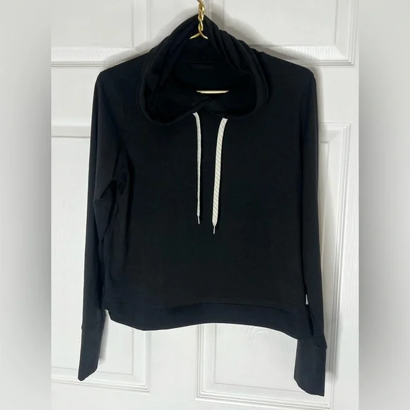 VUORI Halo Essential Hoodie Black Heather - Picture 6 of 7